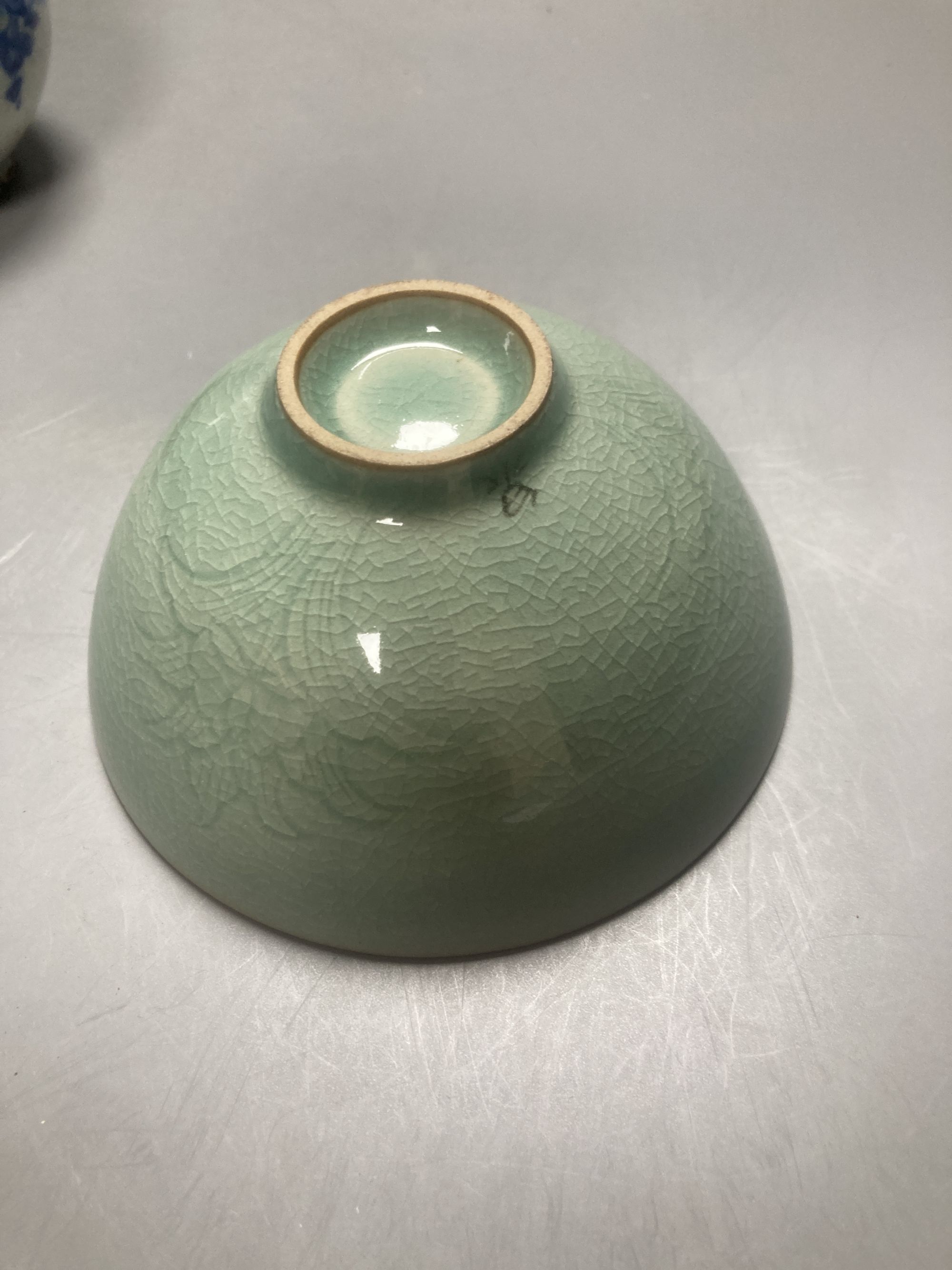 A 19th century Korean dish and vase